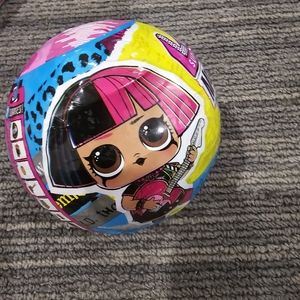 Brand New - Sealed - LOL Music Re-mix doll